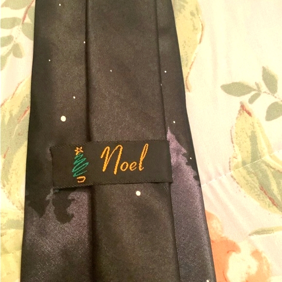 NOEL Christmas tie black with Reindeer & Santa very nice Boss gift - Picture 6 of 7